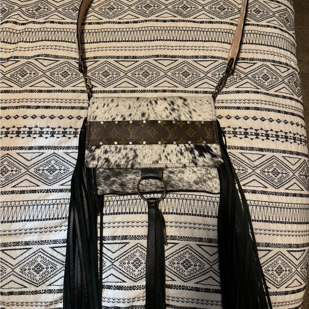 Cowhide Maxine Louis Vuitton Crossbody